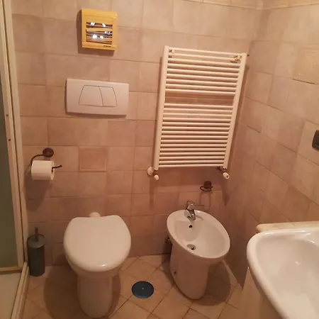 בית הארחה Roma רומא